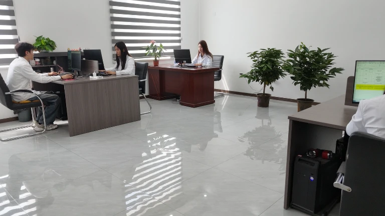 &Aacute;rea de recep&ccedil;&atilde;o do escrit&oacute;rio da f&aacute;brica